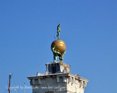 We explore Venice, DSE_8347_b_H490